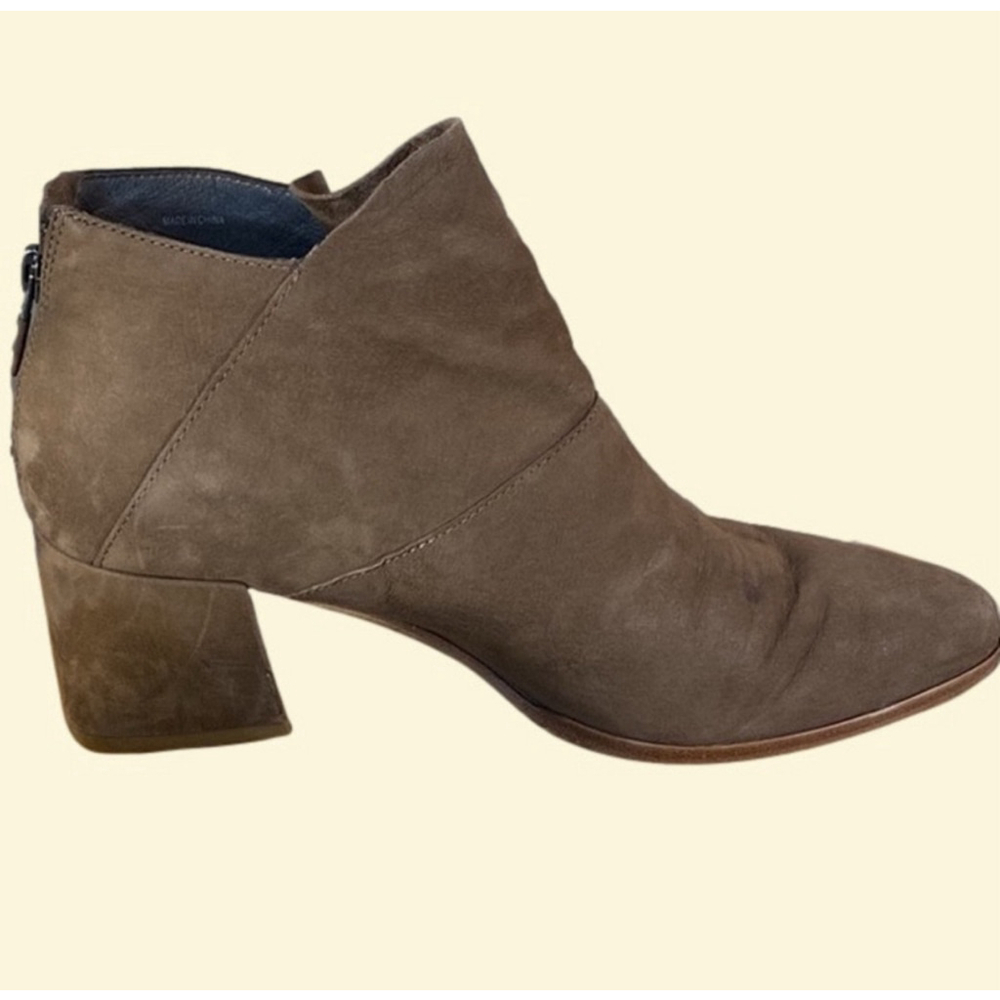 Eileen FISHER Suede Leisel Booties Size 7.5 in Antelope